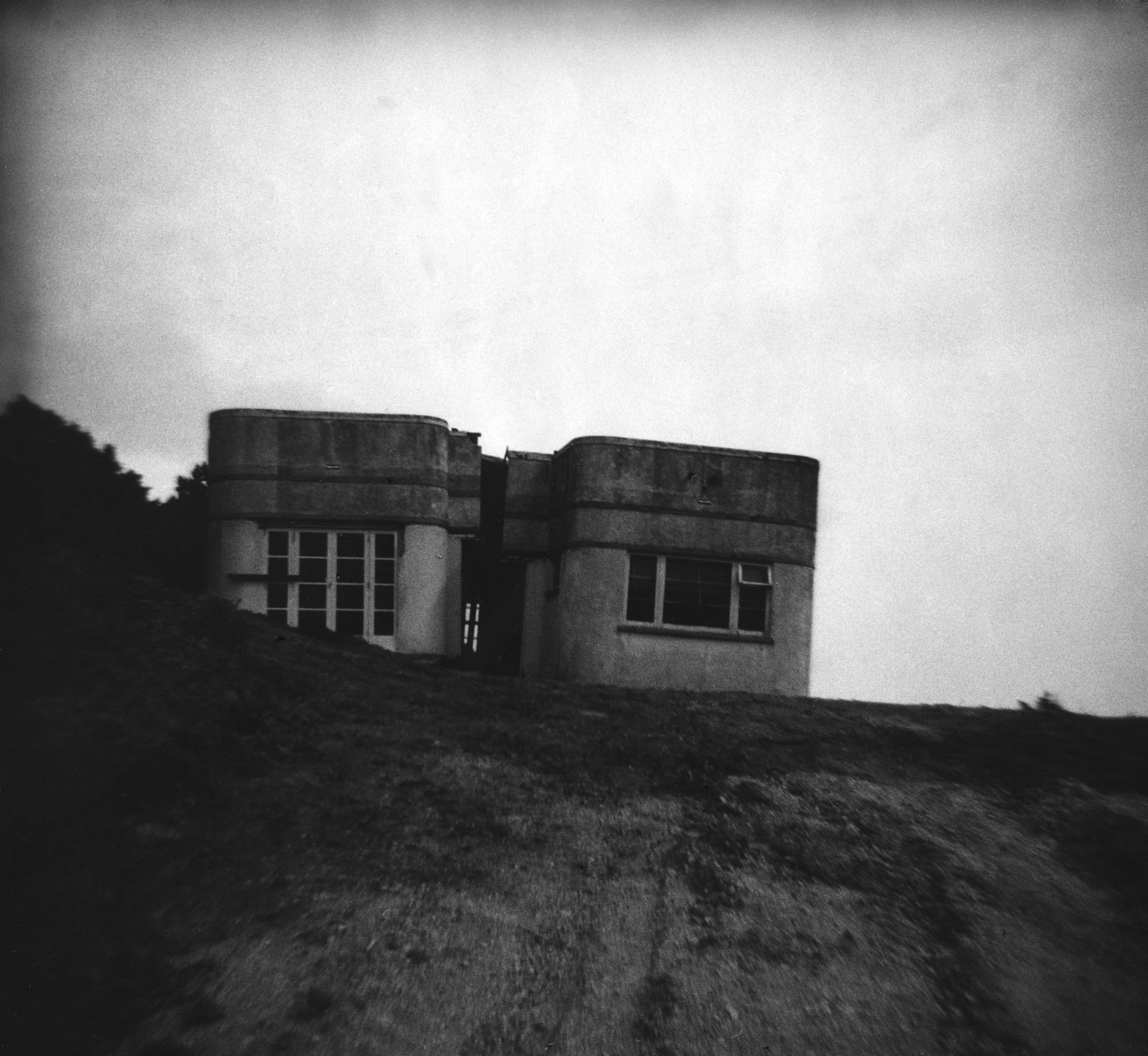 Image: Peter Peryer, The Divided House, 1975. Courtesy of the Estate of Peter Peryer