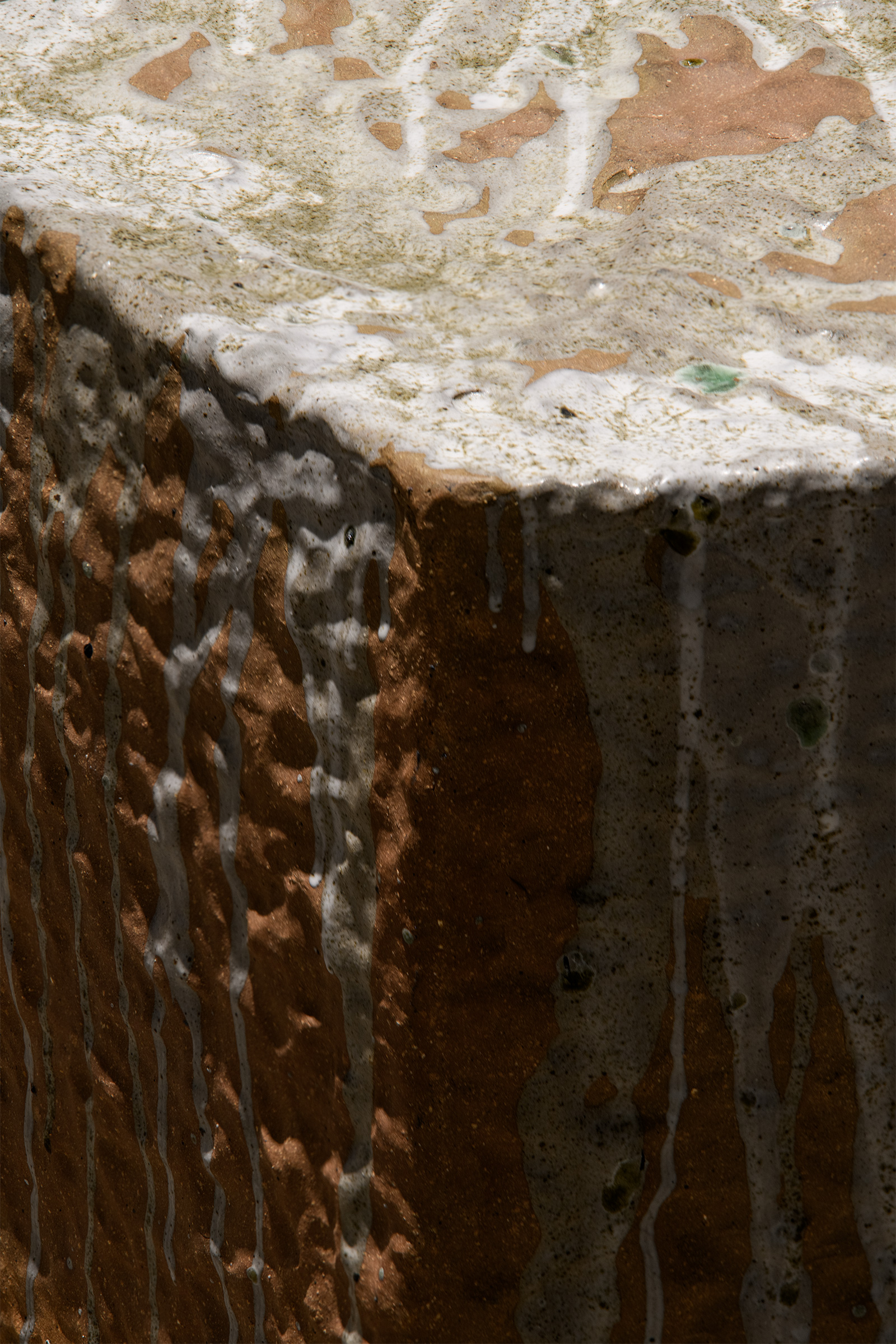 'E noho', - detail Reclaimed clay, found ceramic and glass from Whaka Oho Rahi; Karitāne sand, Basalt from Blackhead Quarry, 450 x 435 x 370 mm, 2026